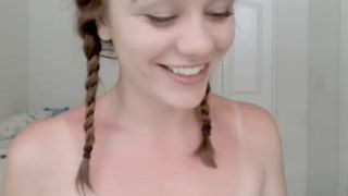 lovelylittlel 23042014_1521_mfc_myfreecams