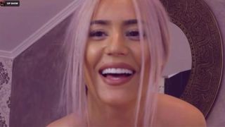 AbbelaWhite stunning sexy show