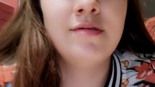 Zoeadams_ webcam show 2020-03-01_02-19-52_977