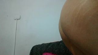 Lucythealien webcam show 2020-03-01_02-08-45_652