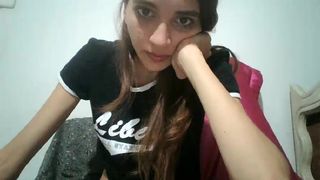 Lucythealien webcam show 2020-03-01_02-08-45_652