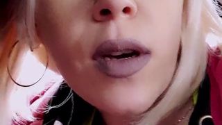 Ladyinred88 webcam show 2020-03-05_14-07-50_210