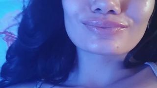 Luni07 webcam show 2020-03-03_19-37-17_495