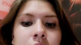 Zoeadams_ webcam show 2020-03-01_05-17-31_898