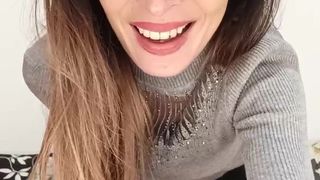 Rizlahot2 webcam show 2020-03-03_21-19-01_920