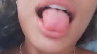 Vanessa522 webcam show 2020-03-05_13-50-18_147