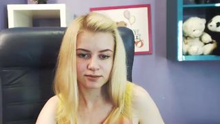 alexiyablondnice riding her dildo,missionary,and fuckin her self doggystyle and spankin her ass while fuckin herself with her dildo in private premium video 2016-09-10
