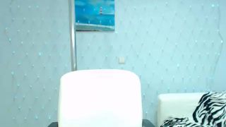 gingerlea playing with glass dildo in private premium video 2016-09-11