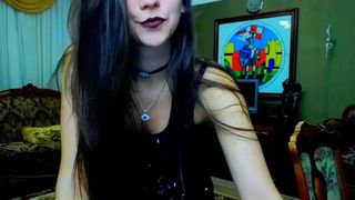 love_storyx playing with her clit in private premium video 2016-09-11