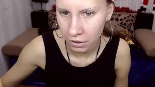 lizadevil watch me ride her toy and squirt all over the place in private premium video 2016-09-11