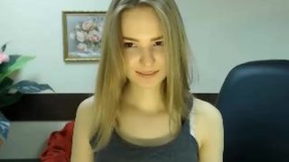 kate_mi suckin her toy with alotta spit and ass clappin in private premium video 2016-09-11