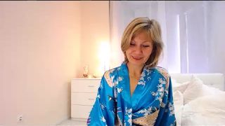 pamelamiles light up her bedroom in private premium video 2016-09-11