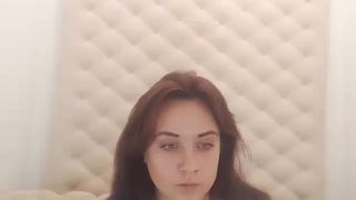 juicyjuna squirting all over the place in private premium video 2016-09-11