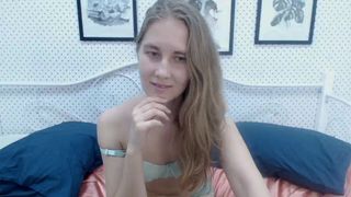 CLARA_PITTS wants to fuck you like an animal in private premium video 2016-09-10