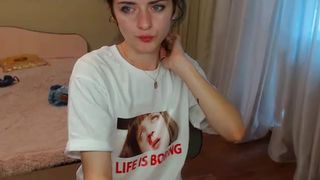 effiepearll tickling her clit in private premium video 2016-09-11