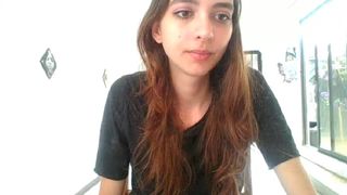 Lucythealien webcam show 2020-03-07_19-35-21_642