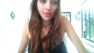 Lucythealien webcam show 2020-03-07_19-35-21_642