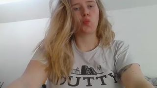 Lizzielou webcam show 2020-03-06_13-28-31_195