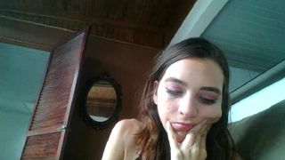 Lucythealien webcam show 2020-03-07_21-17-10_260