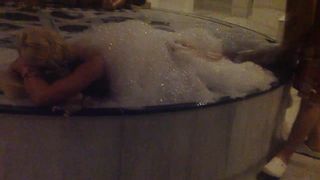 innocentdoll_.publicbath