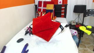 samanta_horny_ doggy 1584150503