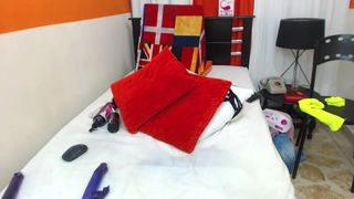 samanta_horny_ doggy 1584150503