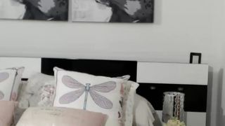 Saritabelle Masturbation
