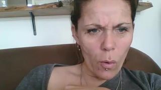 Sucrette56 webcam show 2020-03-16_17-27-31_299