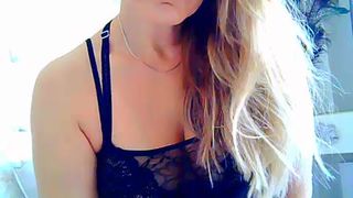 Aylinn28 webcam show 2020-03-12_11-15-56_944
