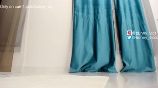 Bunny_vic webcam show 2020-03-12_20-45-35_799