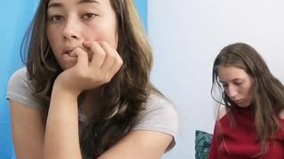 Algodondeazucar webcam show 2020-03-15_01-14-15_658