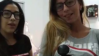 Jade_rudi webcam show 2020-03-15_00-31-57_976