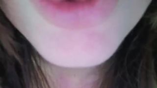 Pocellina81 webcam show 2020-03-17_22-43-46_724