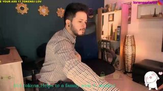 Lorensoler_Love ass eating