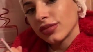 LoraSinClare Smoking