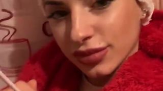 LoraSinClare Smoking