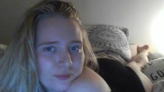 Lizzielou webcam show 2020-03-15_21-18-29_497