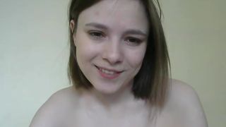 Busty cam Em_me/Emmili 2019