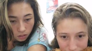 Algodondeazucar webcam show 2020-03-24_07-51-12_026