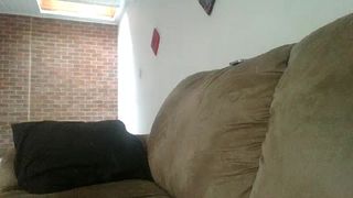 Lucythealien webcam show 2020-03-31_23-07-34_592