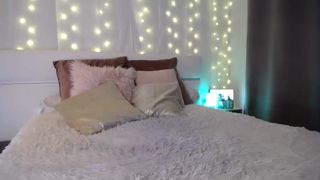 Chiennette webcam show 2020-03-18_15-02-41_988