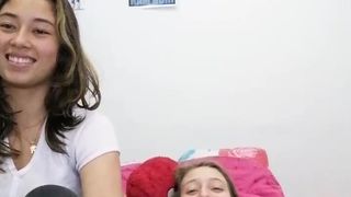 Algodondeazucar webcam show 2020-03-30_04-47-20_924