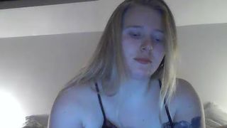 Lizzielou webcam show 2020-03-23_01-08-07_319