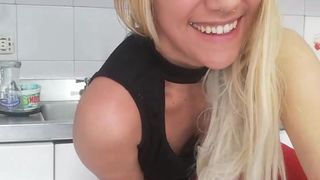 Tokyoparis webcam show 2020-03-27_12-15-41_883
