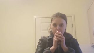 Kaytiffany webcam show 2020-03-20_17-49-16_577