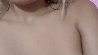 Partyrockcam webcam show 2020-03-23_10-27-56_642