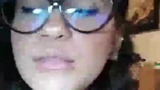 True_vega webcam show 2020-03-27_00-05-11_978