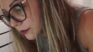 Feet_lady webcam show 2020-03-29_20-46-40_319