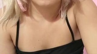 Partyrockcam webcam show 2020-03-27_07-55-00_018