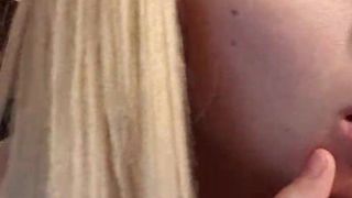 Monikag webcam show 2020-03-31_01-19-13_426